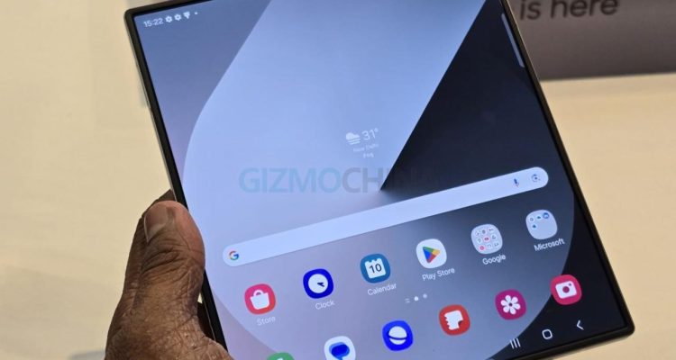 Why You Still Need a Feature Phone in 2025