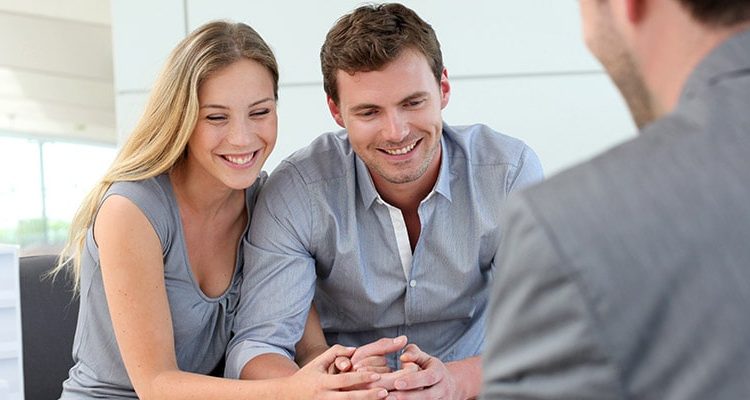 How to Choose the Right Real Estate Agent for You