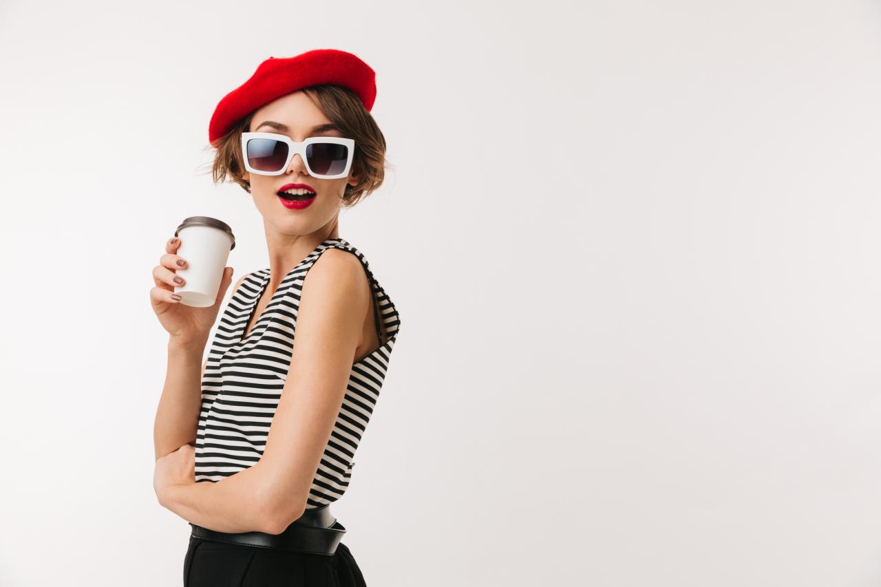 Ways berets wore beret Berets Are Back How to Wear Them Right