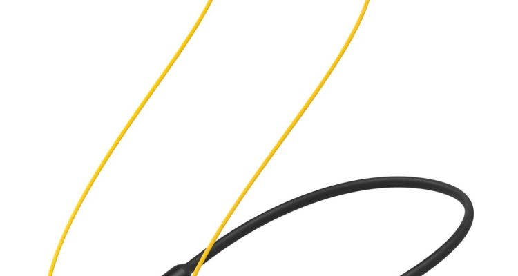 Earphones with Built-in Microphone Enhance Your Experience