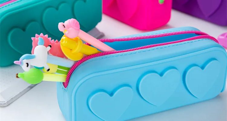 Cute and Functional Pencil Cases for Kids to Organize