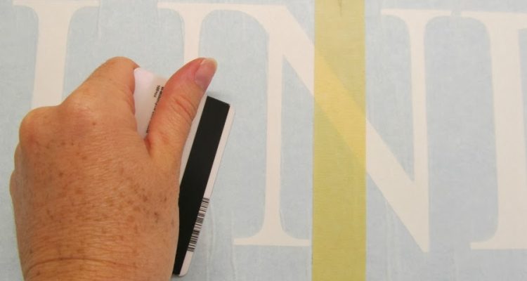 How to Apply Wall Decals Without Bubbles Effectively