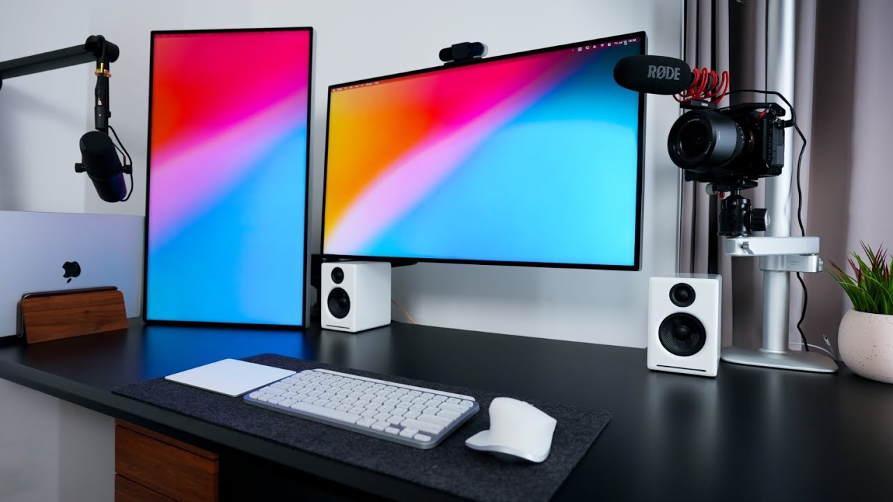 Dual Monitor Setups for Home Office